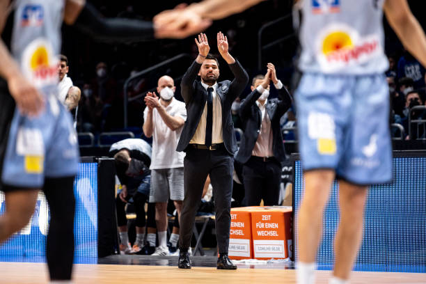 的后场组织 的后场组织