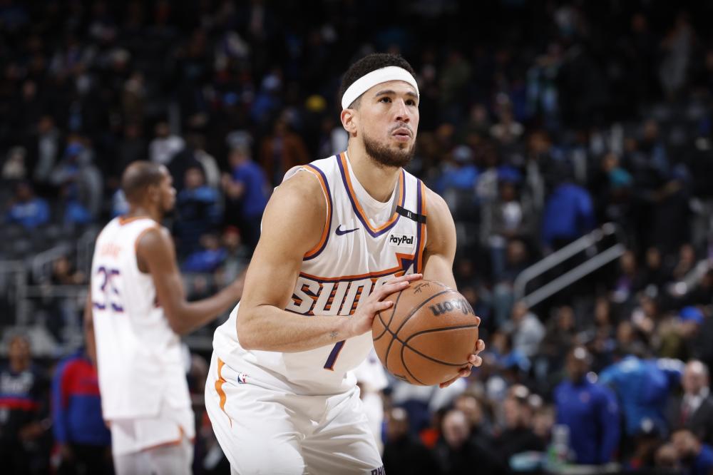 国足排名不 国足排名不